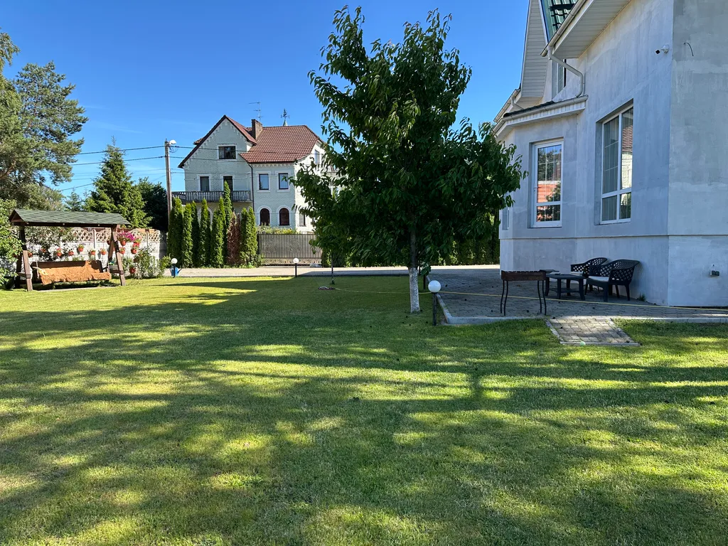 Домик в сосновом бору