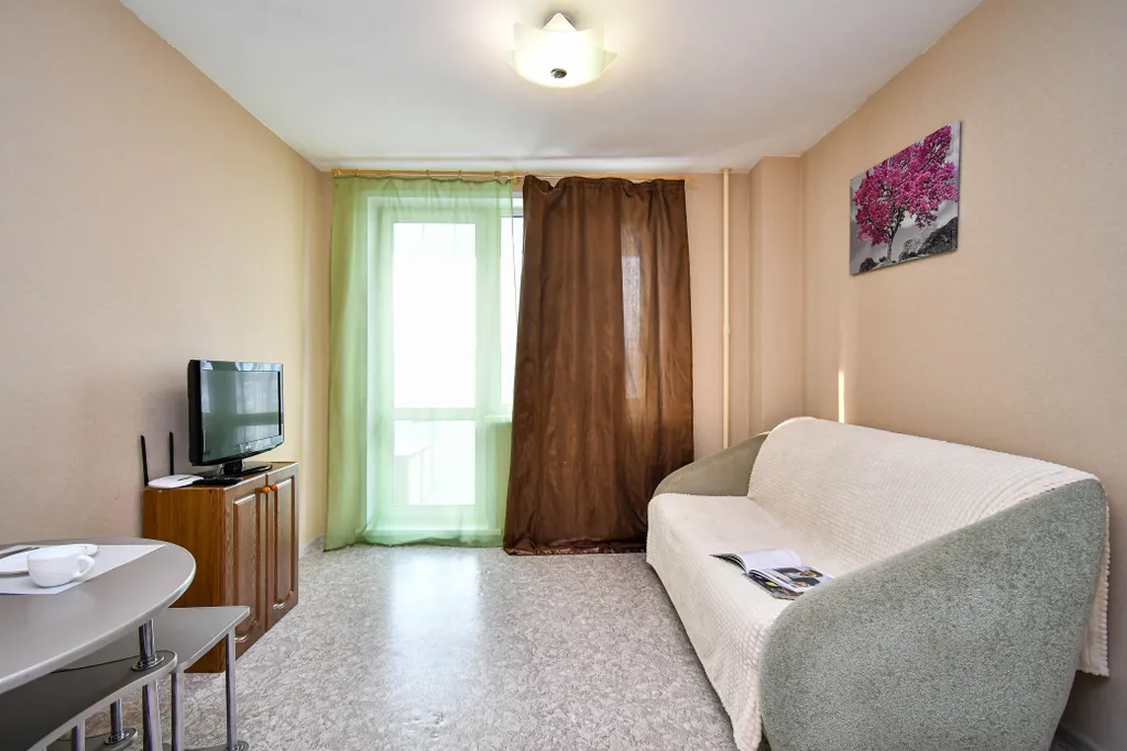 Уютные апртаменты с ковровым балконом в новом ЖК