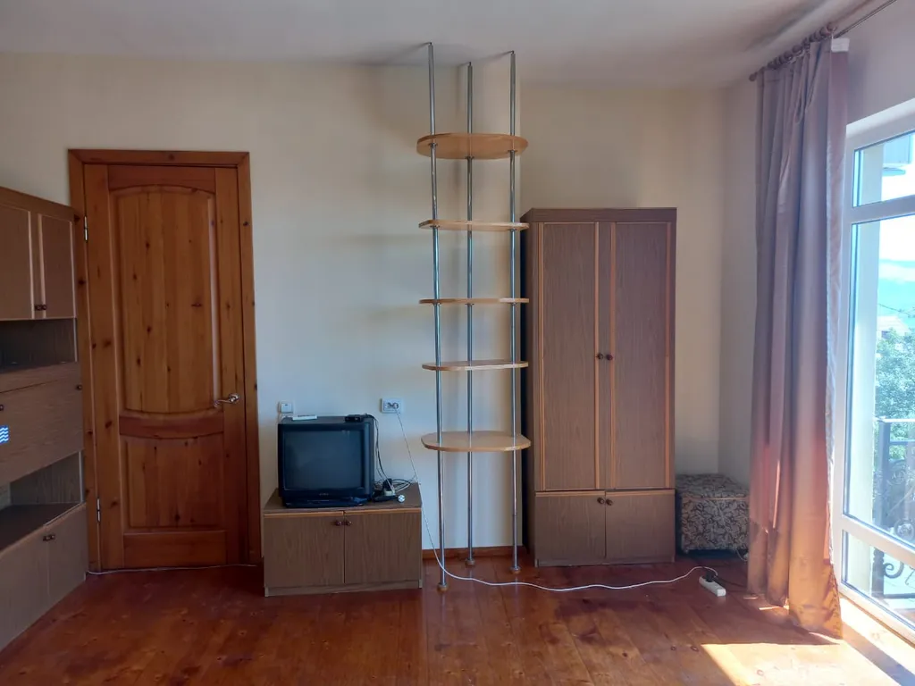 Уютный дом с прекрасным видом в тихом районе