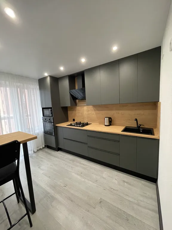 Уютная современная квартира рядом с рекой великая