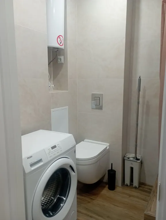 Апартаменты близко к Кремлю, ДС Кристалл, Драматическому театру