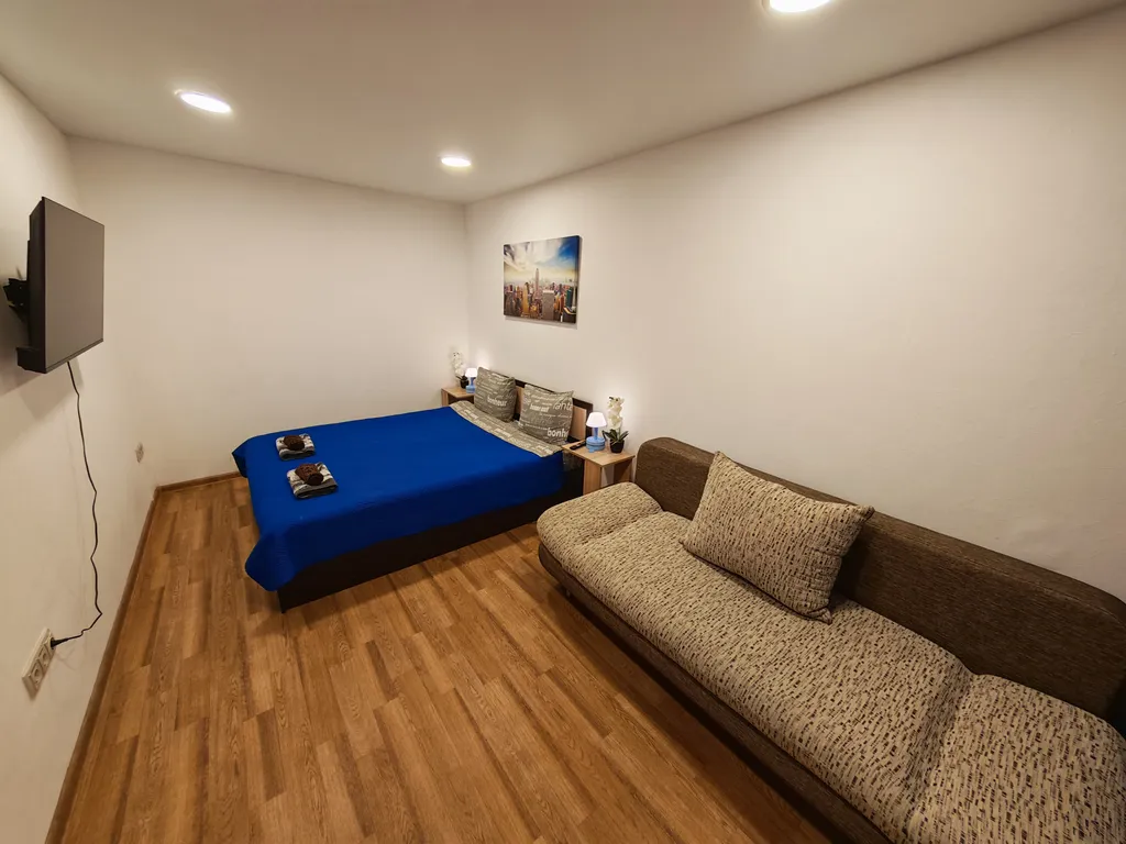 Трёхкомнатная квартира у Семёновского озера