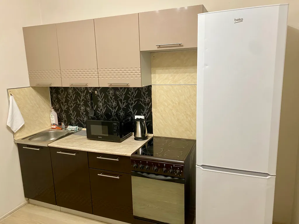 Уютная квартира с прекрасным видом на город в огнях