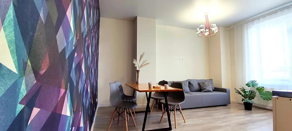 Лофтовая квартира в центре у МЦ Лотос, Таганай, Молнии,  Юности.