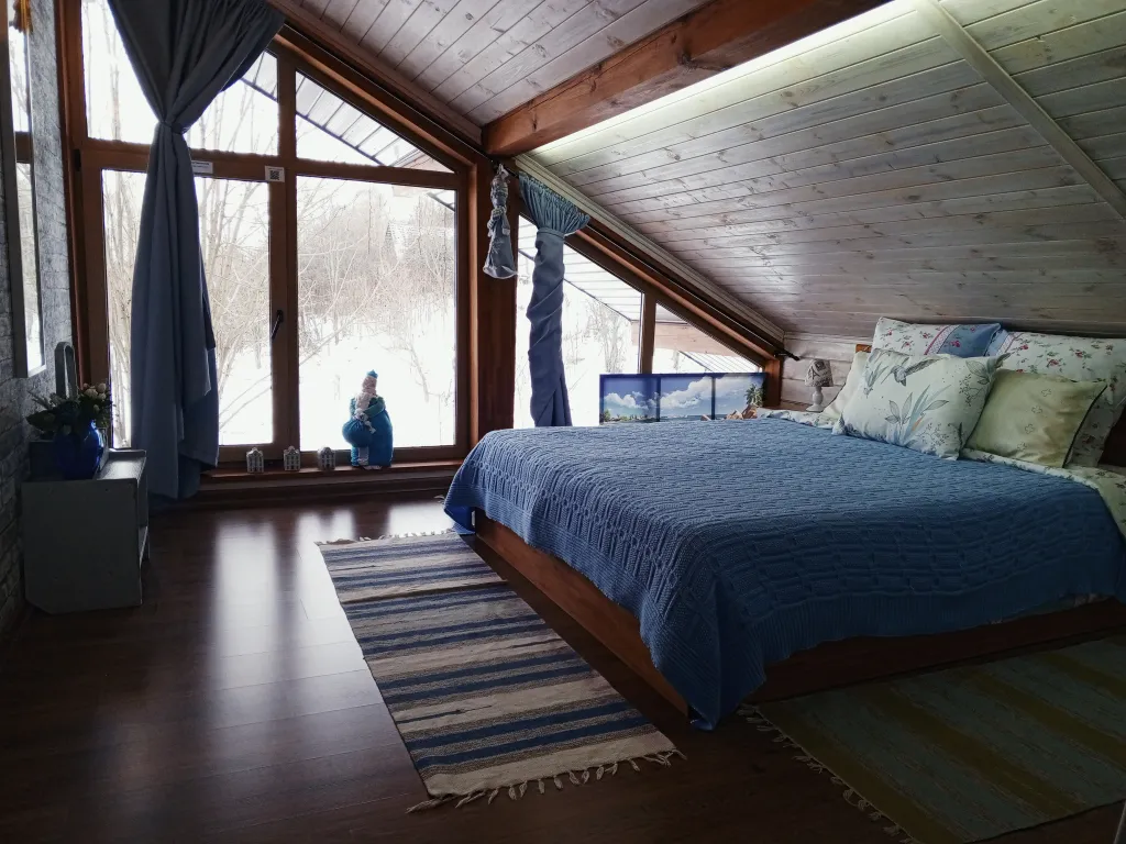 Парящий дом на Волге