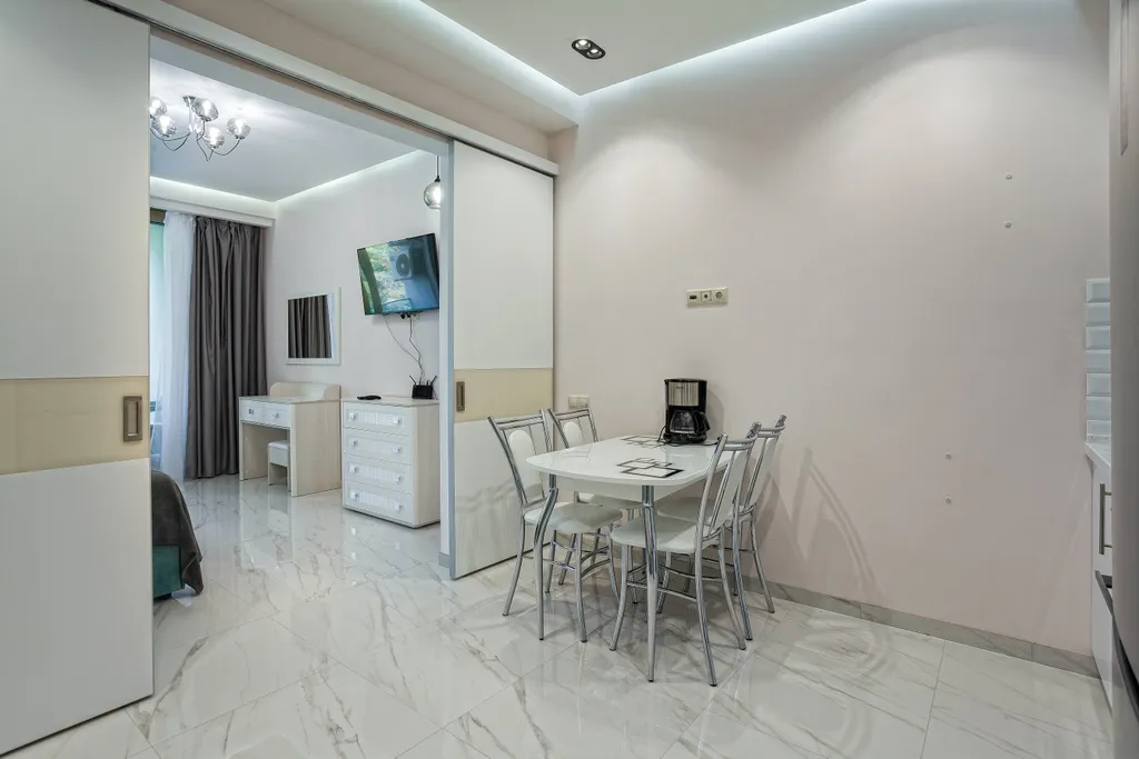 Квартира с большой террасой с видом на парк