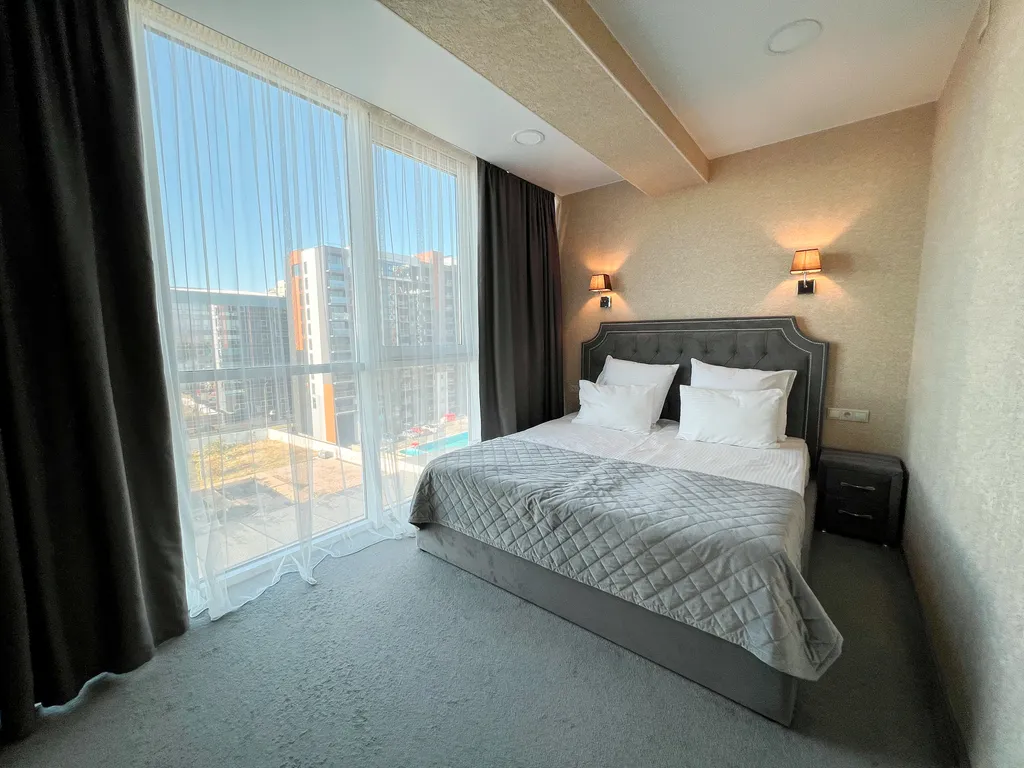 De Lux 3- комнатный с панорамным видом на море