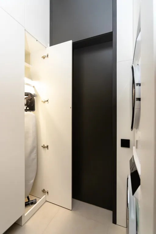 Квартира на первой береговой линии с видом на море в стиле лофт