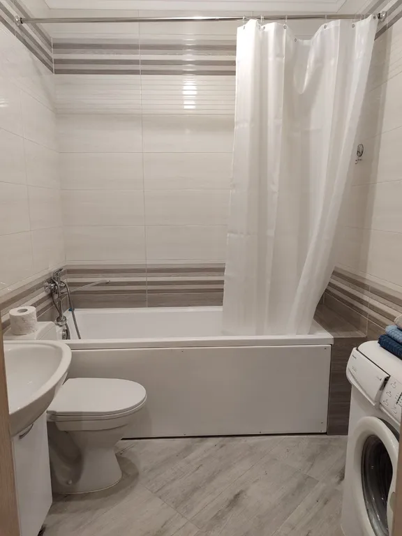 Новая уютная квартира в хорошем районе со всеми удобствами