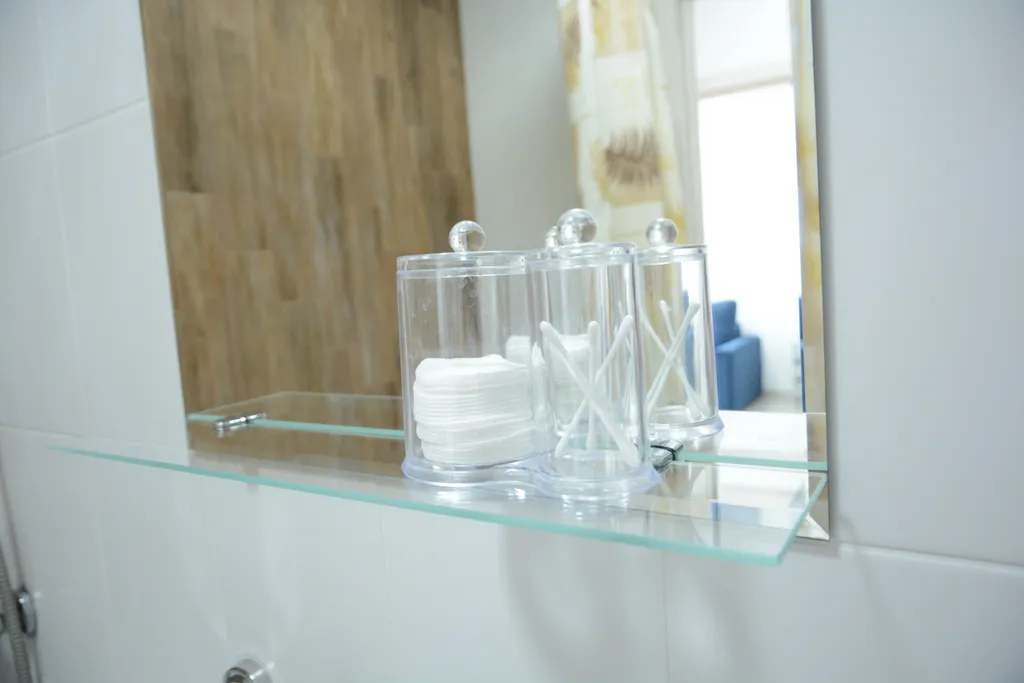 1к между морем и Кипарисовым озером