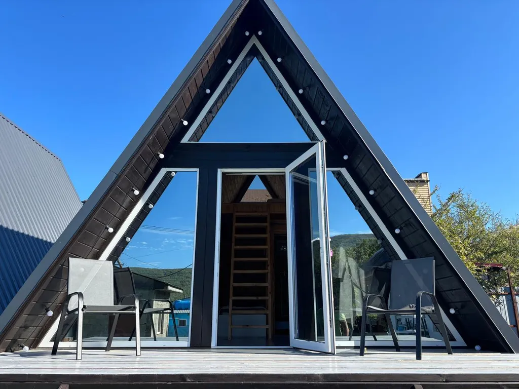 Коттедж Шалаши — аренда посуточно в Кабардинка