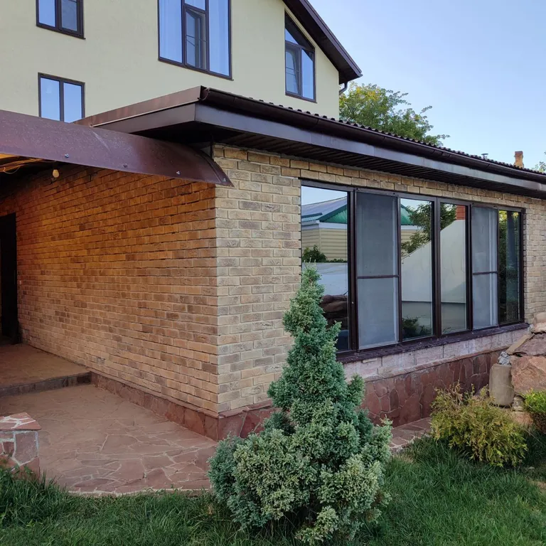 Дом возле термалок