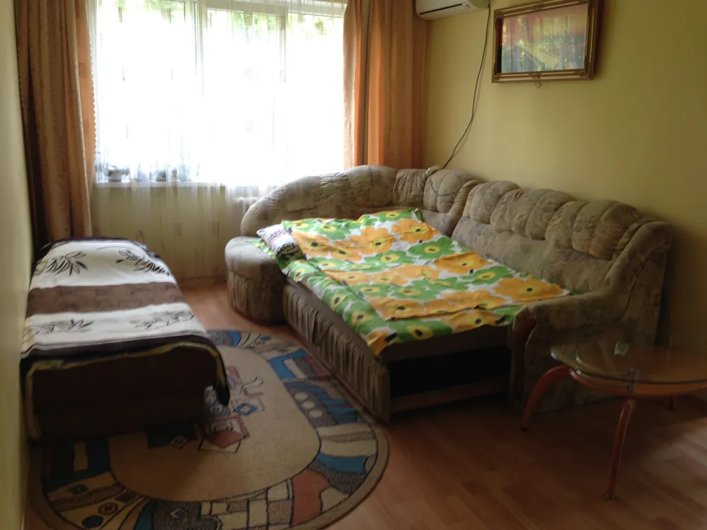 Однокомнатная квартира в Алуште — аренда посуточно в Алушта