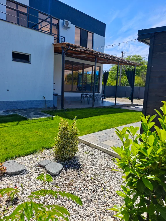 Коттедж Вилла Кокос - частный дом, бассейн с подогревом, баня — Елизаветинская