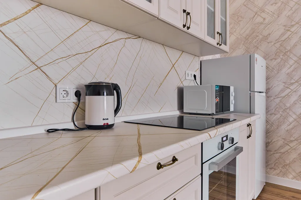 Современная квартира с большой кухней-гостиной