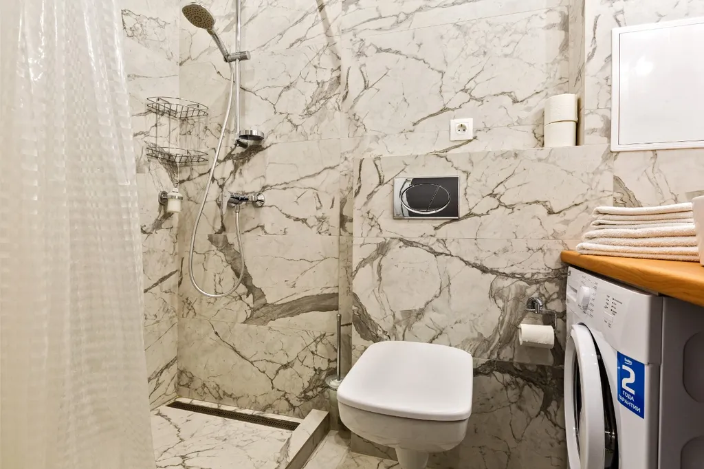 Laspace apart очень большая кровать + диван кровать 3 местный