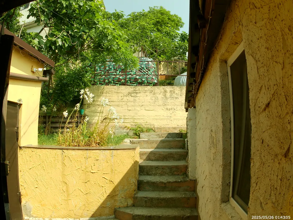 Дом возле моря