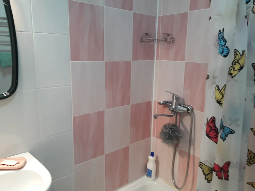 Уютная после капитального ремонта квартира недалёко от моря