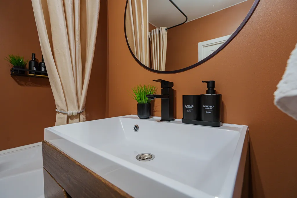 SOVA "Комфортно в 6-ом"