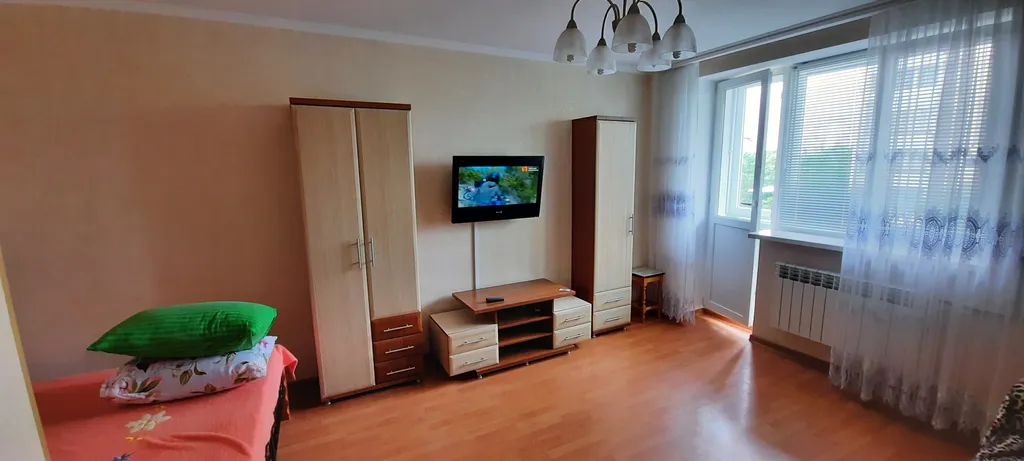 Квартира 1-комнатная Квартира — Евпатория