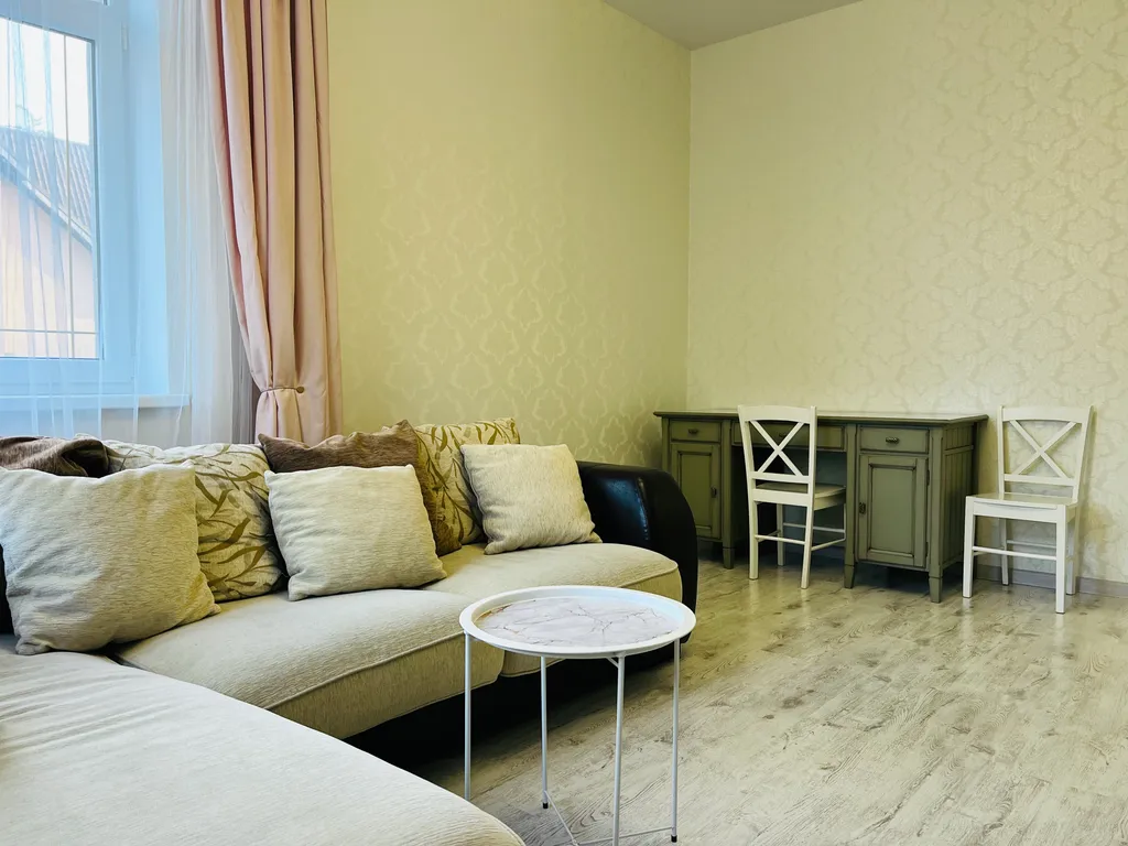 Уютная квартира с видом на сосновый лес