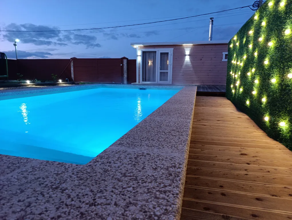 Коттедж ЭКО-Дом с тёплым бассейном и баней в Красном Кургане — Красный Курган