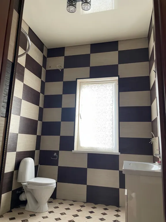 Комфортный дом недалеко от центра города