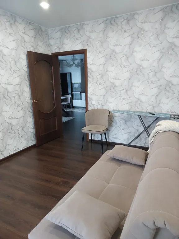 Квартира с панорамными окнами с видом на реку