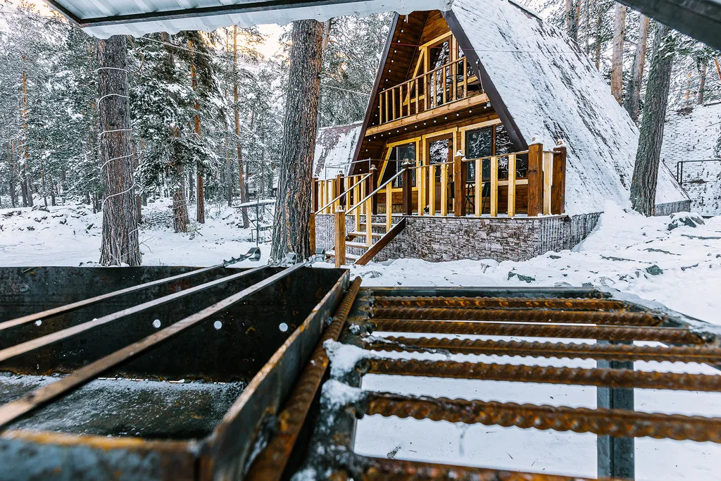 Коттедж в лесу