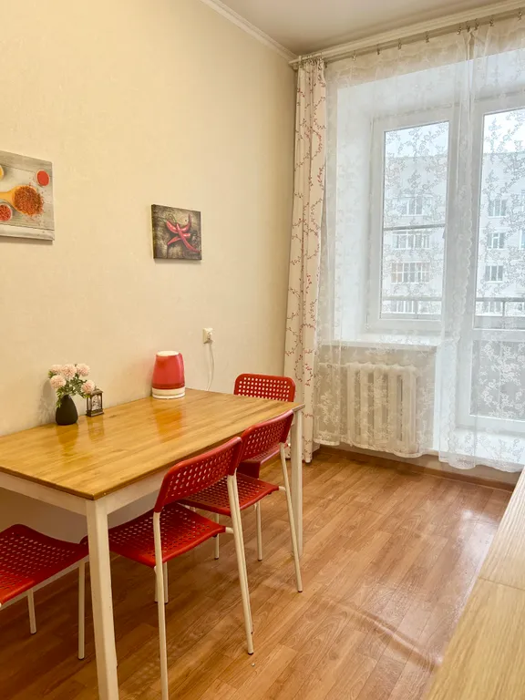 Квартира 1-комнатная квартира, 15 минут до центра на автомобиле, с парковкой у дома — Казань