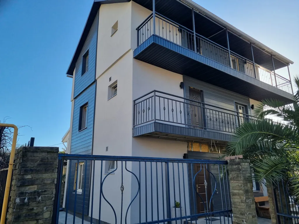 Коттедж Коттедж Апартаменты с бассейном — Сириус