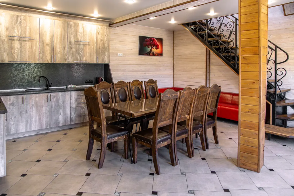 Двухэтажный коттедж с баней