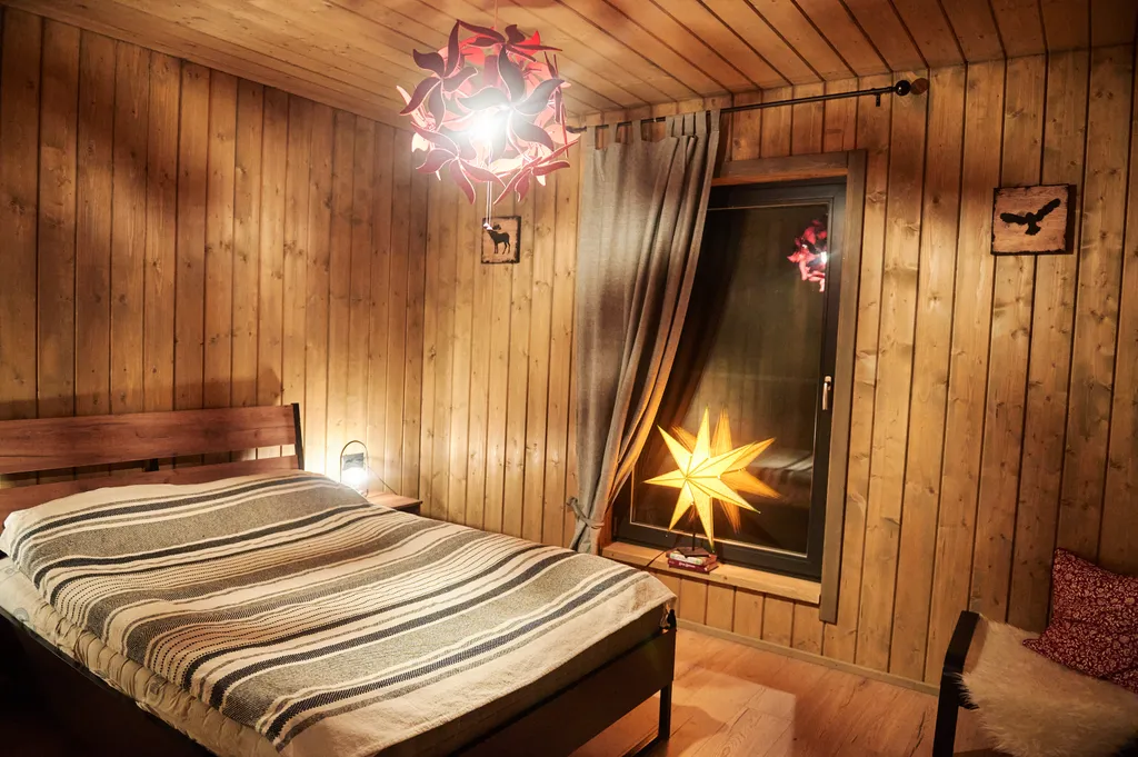 Коттедж Коттедж на берегу реки — Хотнежа