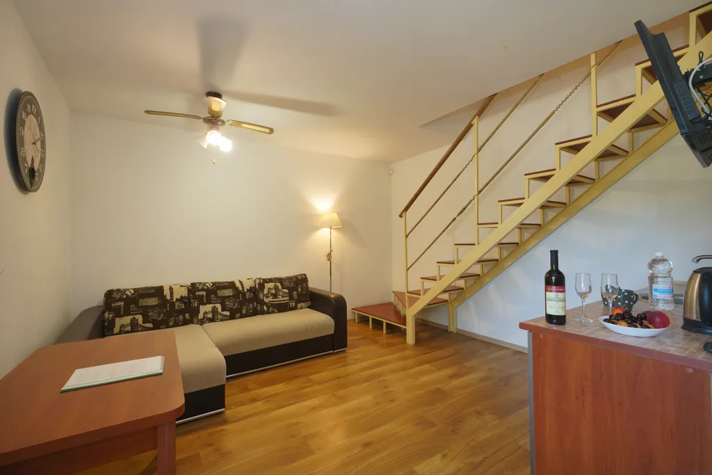 Квартира Двухэтажный номер на берегу залива Донузлав — аренда посуточно в Мирный