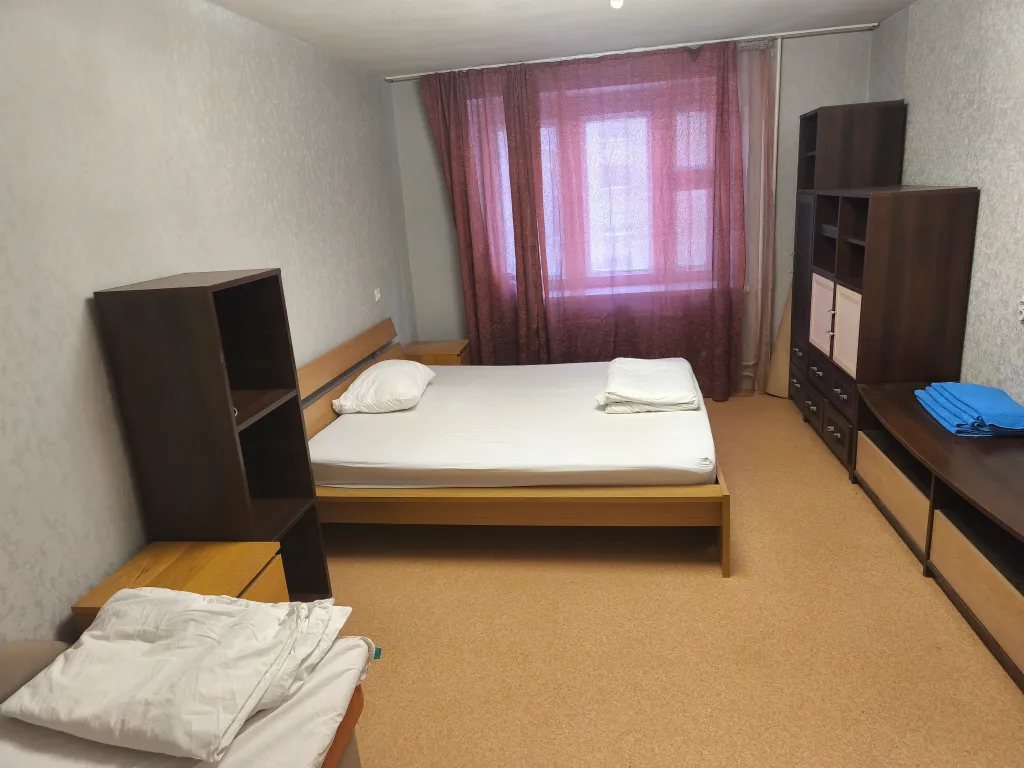 Большая трёхкомнатная квартира в районе железнодорожного вокзала