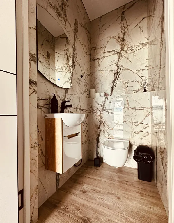 Коттедж с бассейном и баней