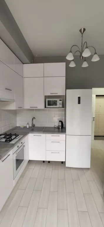 Светлая уютная квартира с видом на горы