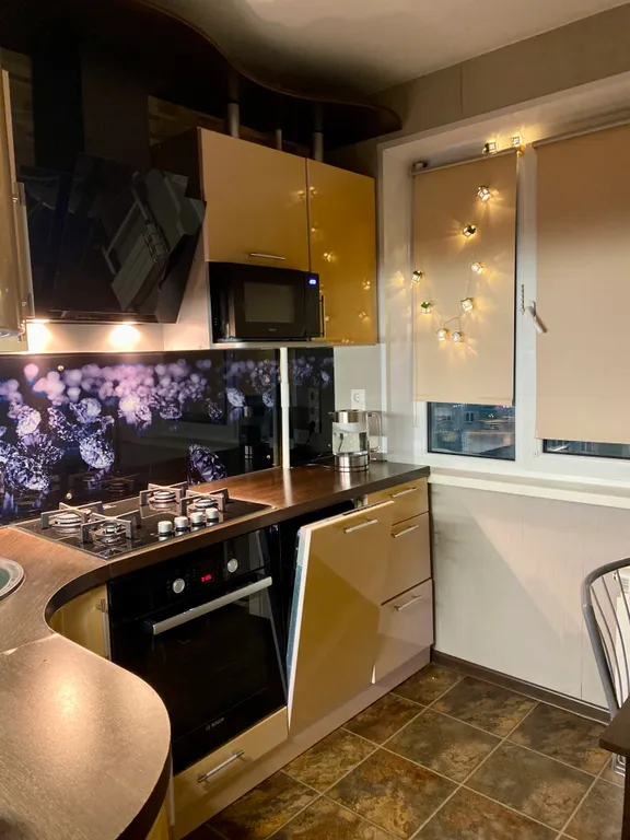 Уютная квартира — аренда посуточно в Кировск