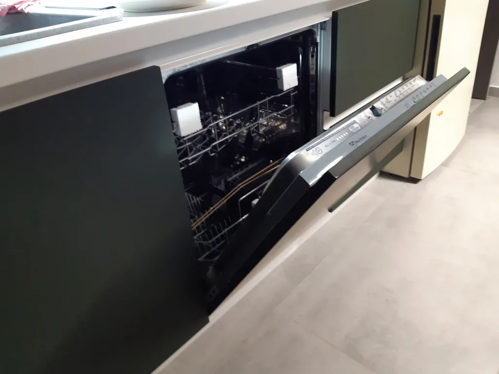 Квартира с отдельной спальней в центре