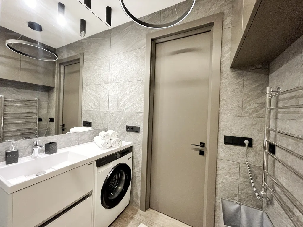 Шикарная квартира с панорамным видом и бассейном