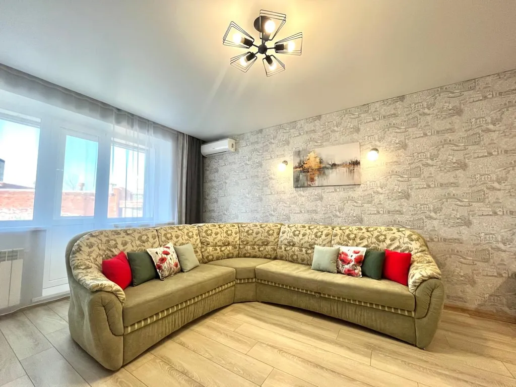 Квартира в центре у сквера на Рахова — аренда посуточно в Саратов