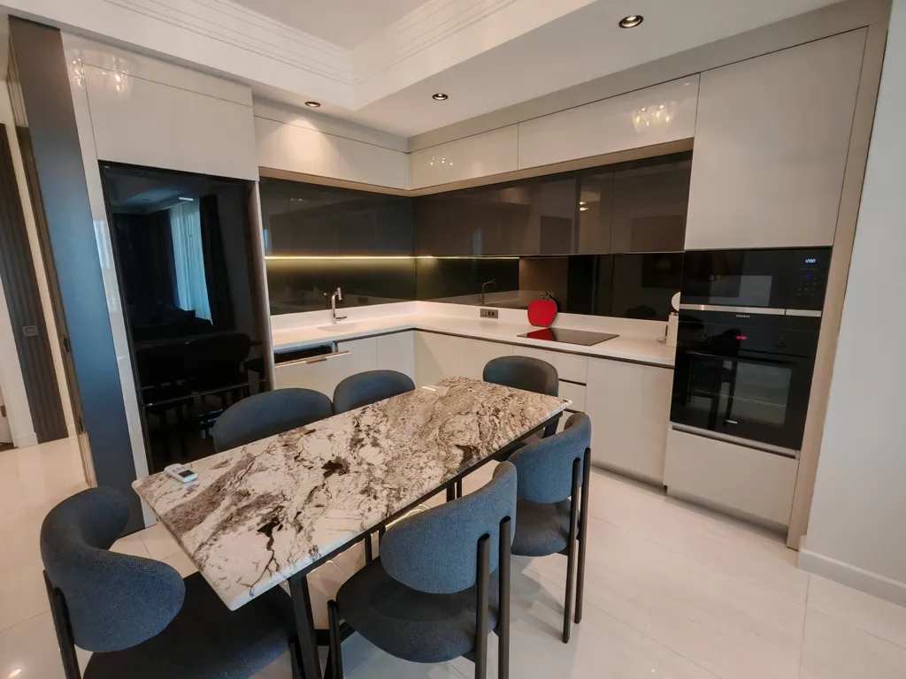 Квартира 2+1 в Azura World c видом на бассейн и аквапарком — аренда посуточно в Аланья