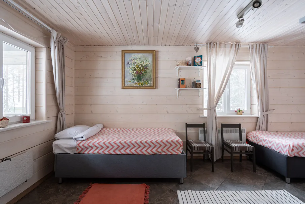 Коттедж Пятиместный коттедж в сосновом лесу — Лебяжье