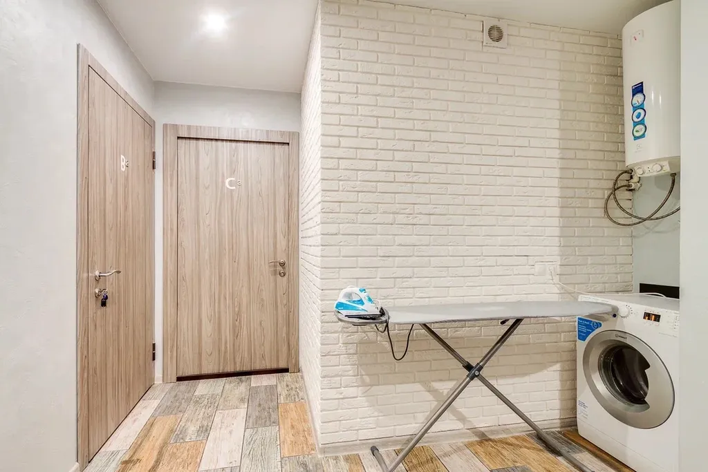 Уютная студия с большой лоджией в доме бизнес-класса