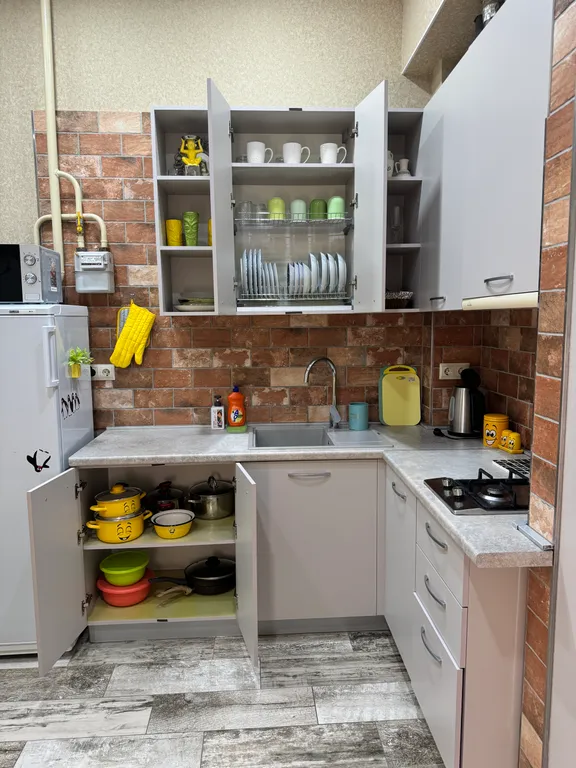 Квартира Квартира - студия рядом с морем в элитном районе города — Геленджик