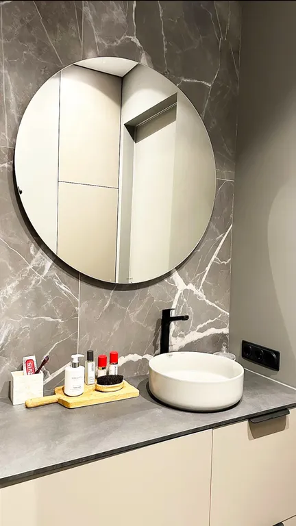 Стильная квартира у моря с террасой