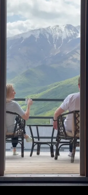 Уютный домик в горах