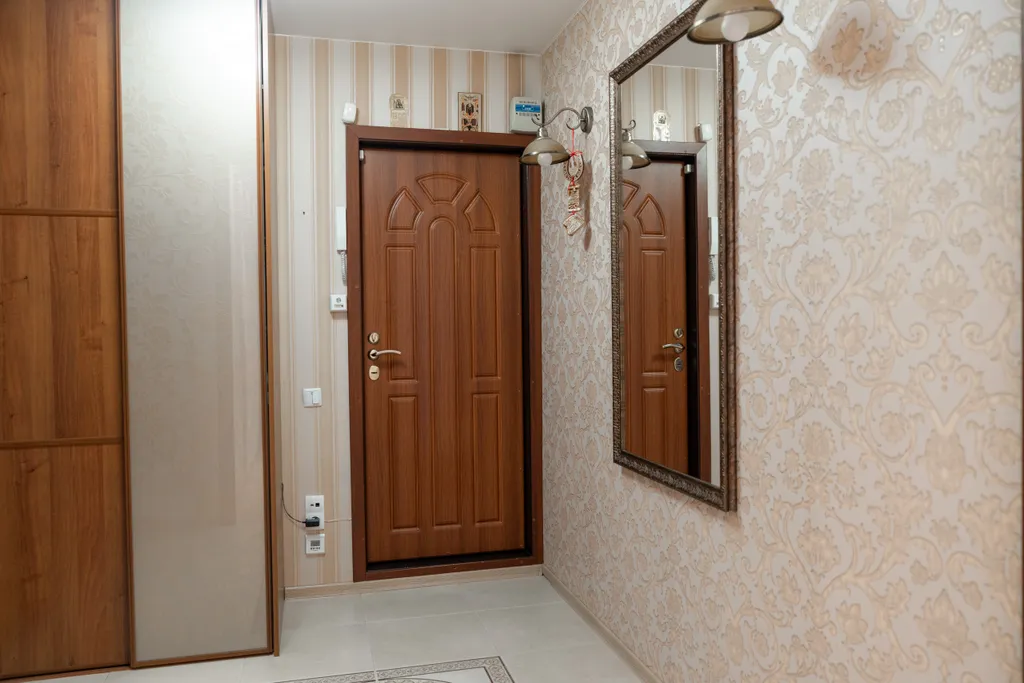 Квартира рядом с СК Кристалл