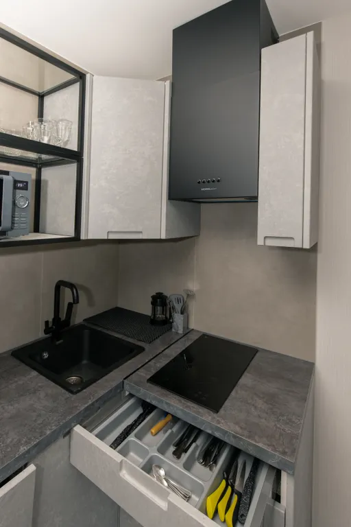 Студия с балконом