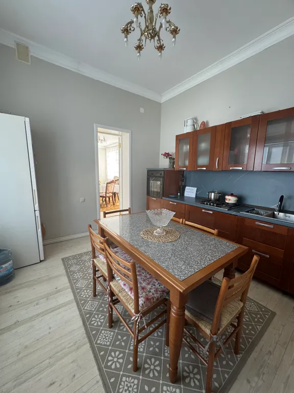 Коттедж Уютный, просторный светлый дом в самом красивом городе — аренда посуточно в Каспийск